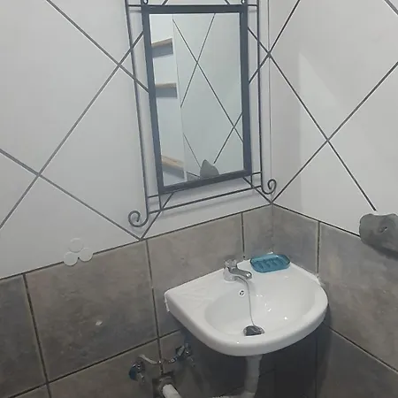 Ana Lucky * Πλάγια Μπλάνκα